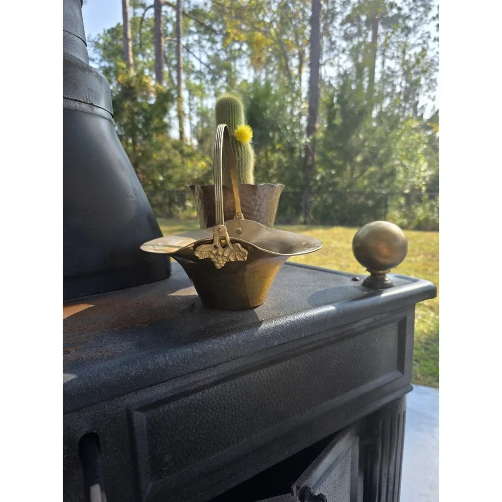 Vintage Brass Flared Basket Bowl w/ Swing Handle & Grapes Mid Century Decor‎